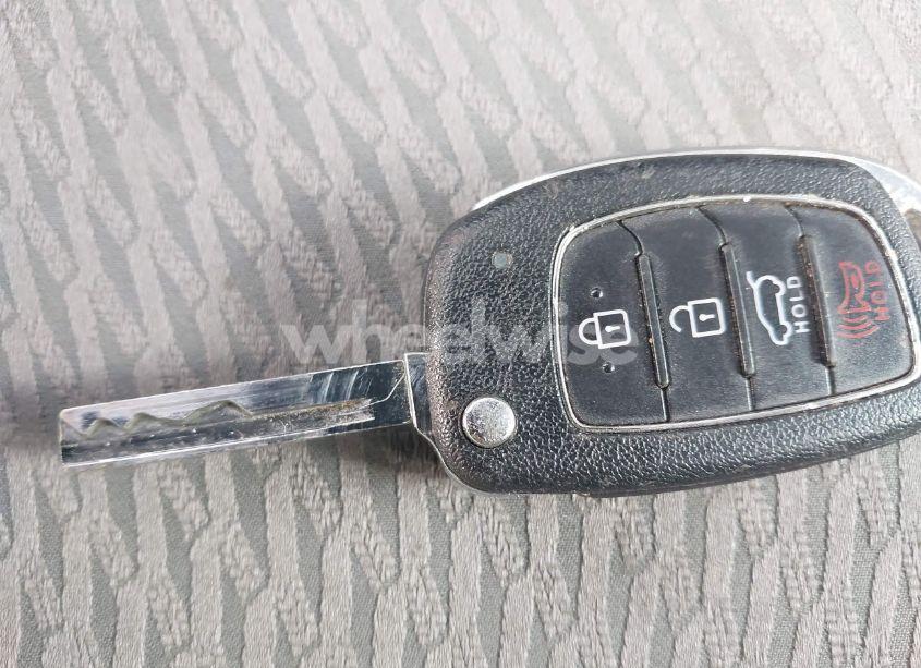 Photo 11 of 2017 Hyundai Santa FE SPORT 2.4L (VIN 5XYZTDLB6HG418751)