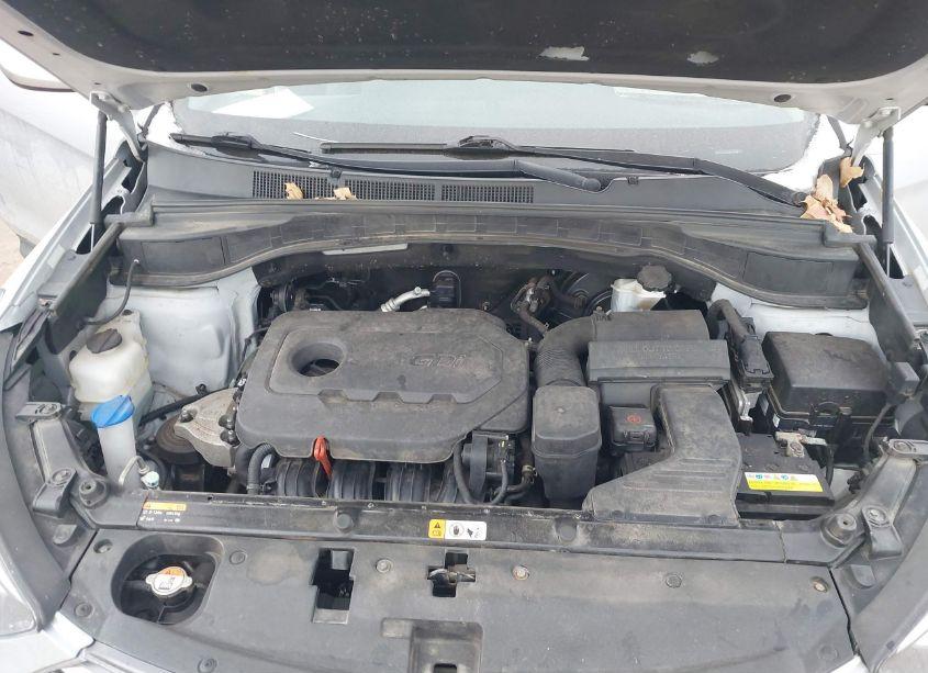 Photo 10 of 2017 Hyundai Santa FE SPORT 2.4L (VIN 5XYZTDLB6HG473684)