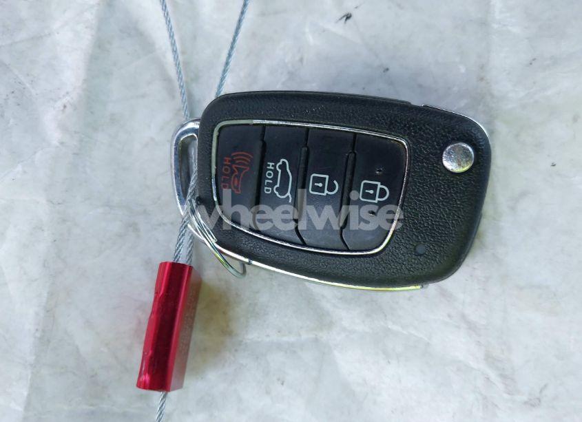 Photo 11 of 2017 Hyundai Santa FE SPORT 2.4L (VIN 5XYZTDLB7HG466811)