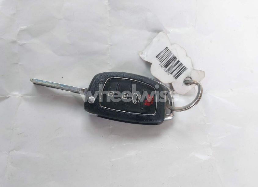 Photo 11 of 2016 Hyundai Santa FE SPORT 2.4L (VIN 5XYZTDLB8GG365744)