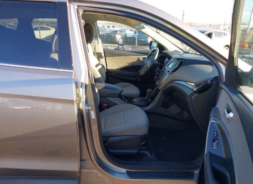 Photo 5 of 2017 Hyundai Santa FE SPORT 2.4L (VIN 5XYZTDLB9HG438671)