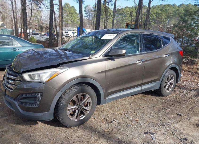 Photo 2 of 2013 Hyundai Santa FE SPORT (VIN 5XYZTDLBXDG058684)