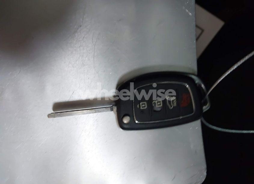 Photo 11 of 2015 Hyundai Santa FE SPORT 2.4L (VIN 5XYZTDLBXFG231977)