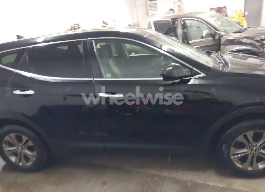 Photo 14 of 2015 Hyundai Santa FE SPORT 2.4L (VIN 5XYZTDLBXFG231977)