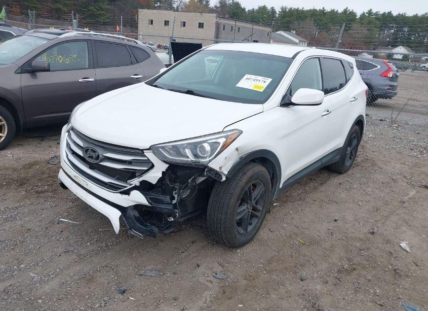 Photo 2 of 2017 Hyundai Santa FE SPORT 2.4L (VIN 5XYZTDLBXHG386788)