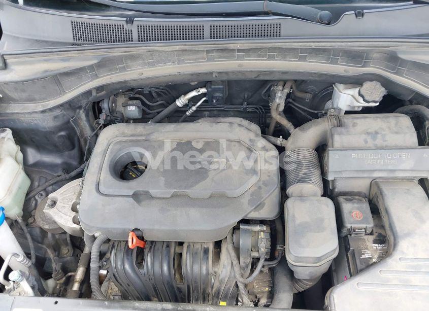 Photo 10 of 2017 Hyundai Santa FE SPORT 2.4L (VIN 5XYZTDLBXHG441644)