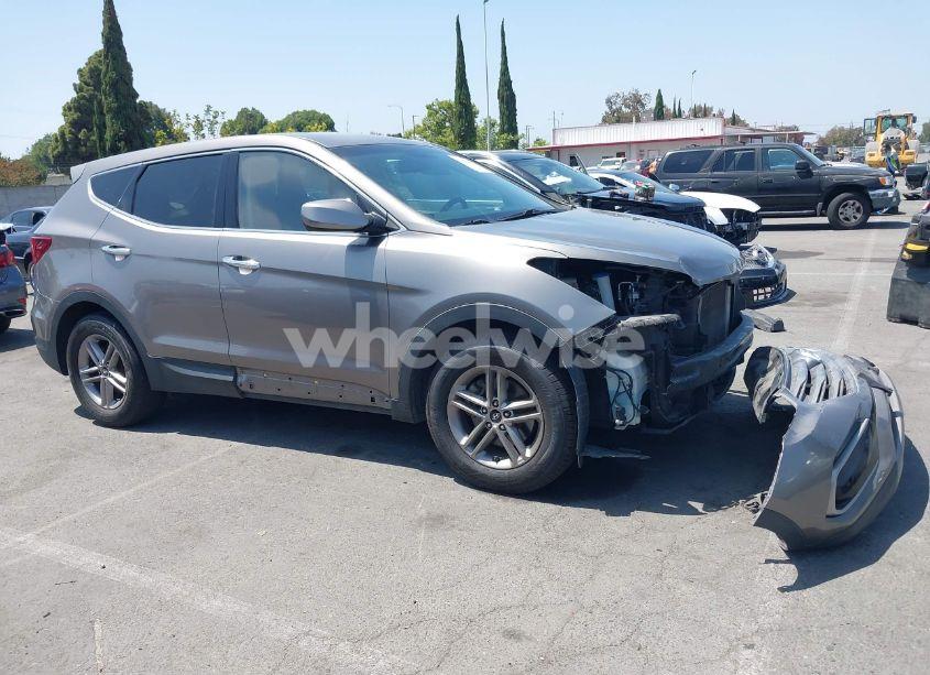 2017 Hyundai Santa FE SPORT 2.4L (VIN 5XYZTDLBXHG443569) main photo