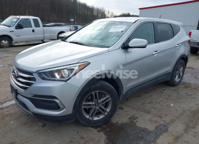 Photo 2 of 2018 Hyundai Santa FE SPORT 2.4L (VIN 5XYZTDLBXJG533021)