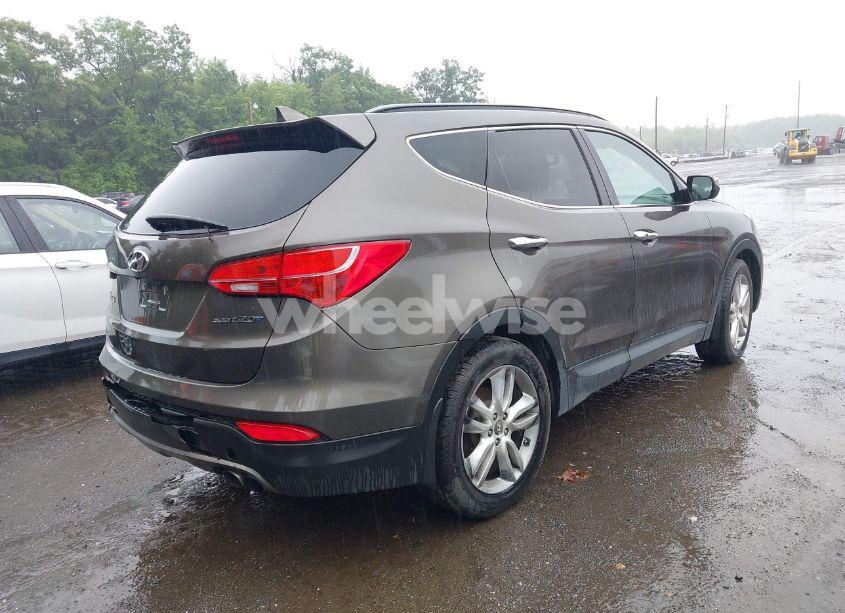 Photo 4 of 2013 Hyundai Santa FE SPORT 2.0T (VIN 5XYZU3LA9DG039784)