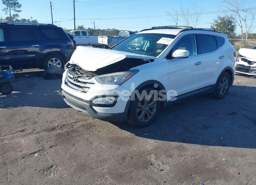 Photo 2 of 2013 Hyundai Santa FE SPORT (VIN 5XYZU3LB0DG094665)