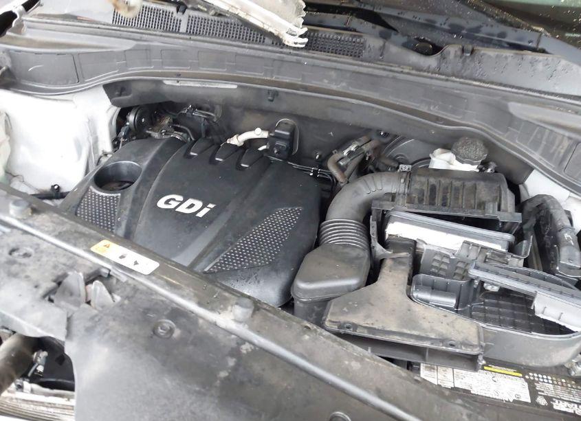 Photo 10 of 2014 Hyundai Santa FE SPORT 2.4L (VIN 5XYZU3LB0EG191530)