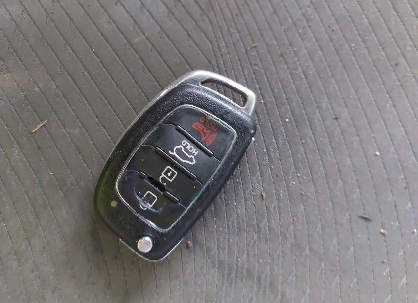 Photo 11 of 2014 Hyundai Santa FE SPORT 2.4L (VIN 5XYZU3LB0EG191530)