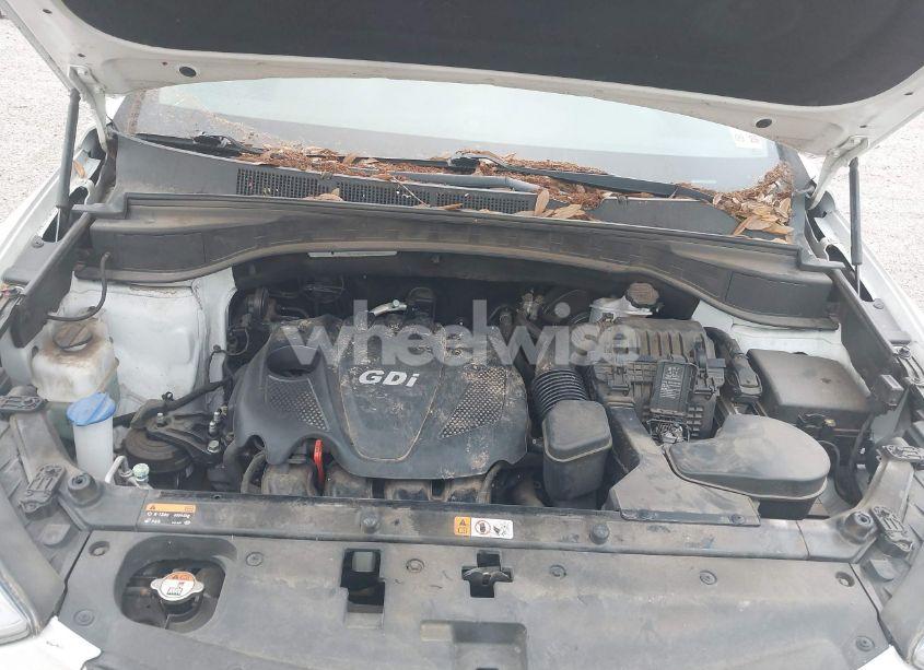 Photo 10 of 2016 Hyundai Santa FE SPORT 2.4L (VIN 5XYZU3LB0GG345673)