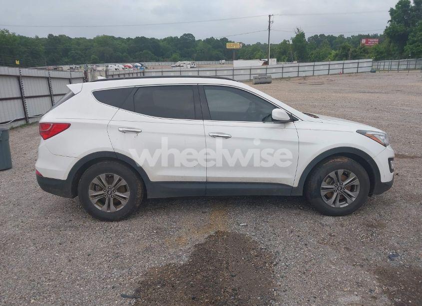 Photo 14 of 2016 Hyundai Santa FE SPORT 2.4L (VIN 5XYZU3LB0GG345673)