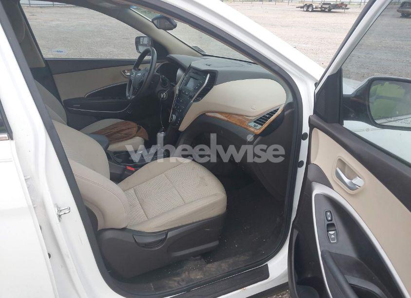 Photo 5 of 2016 Hyundai Santa FE SPORT 2.4L (VIN 5XYZU3LB0GG345673)