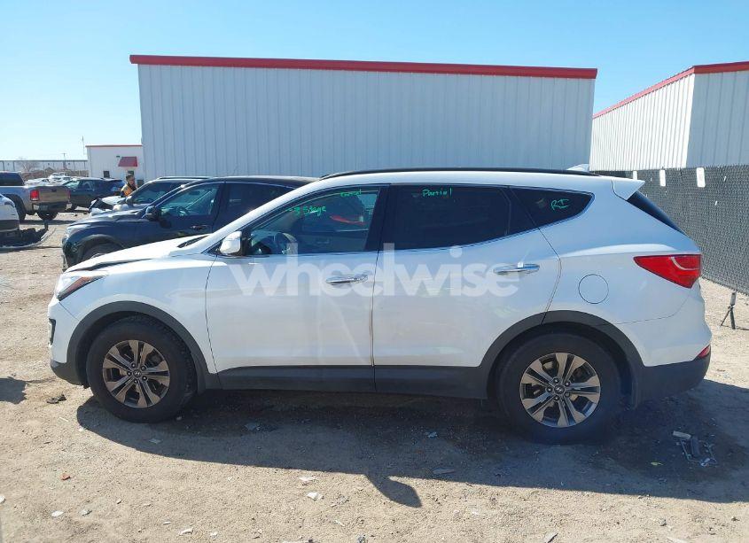Photo 14 of 2016 Hyundai Santa FE SPORT 2.4L (VIN 5XYZU3LB0GG355412)