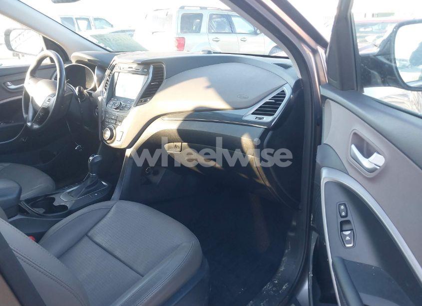 Photo 5 of 2016 Hyundai Santa FE SPORT 2.4L (VIN 5XYZU3LB1GG356777)