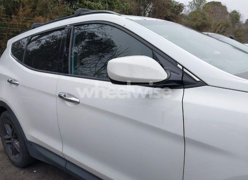 Photo 13 of 2017 Hyundai Santa FE SPORT 2.4L (VIN 5XYZU3LB1HG386282)