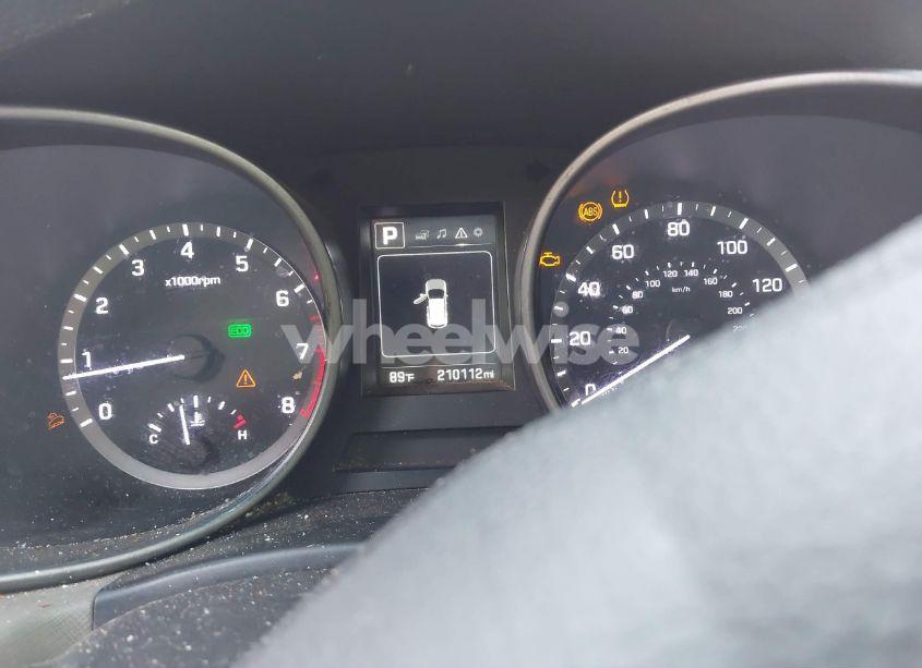 Photo 7 of 2017 Hyundai Santa FE SPORT 2.4L (VIN 5XYZU3LB1HG499469)