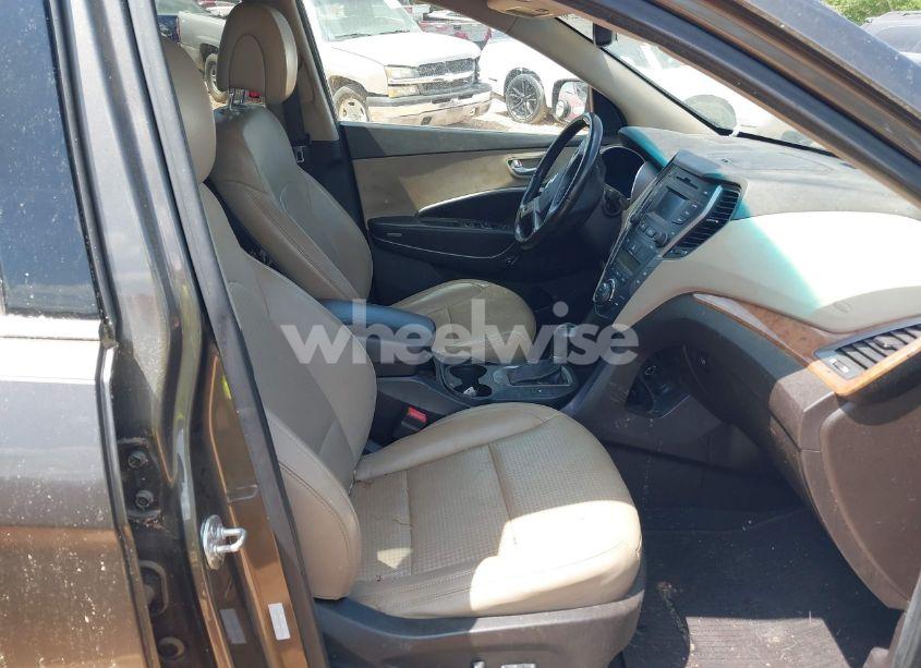 Photo 5 of 2013 Hyundai Santa FE SPORT (VIN 5XYZU3LB2DG031776)