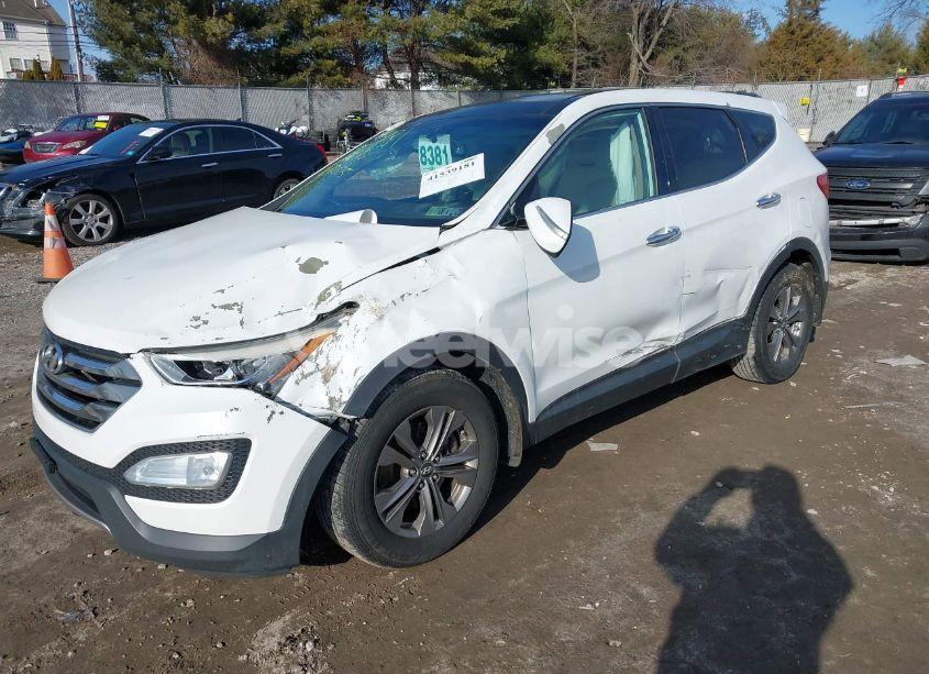 Photo 2 of 2013 Hyundai Santa FE SPORT (VIN 5XYZU3LB2DG088592)