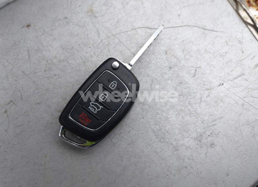 Photo 11 of 2014 Hyundai Santa FE SPORT 2.4L (VIN 5XYZU3LB2EG172848)