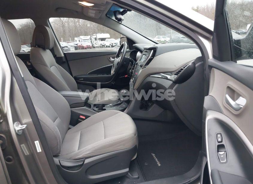 Photo 5 of 2014 Hyundai Santa FE SPORT 2.4L (VIN 5XYZU3LB2EG172848)