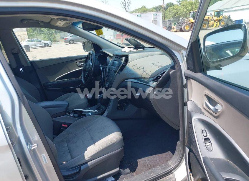 Photo 5 of 2014 Hyundai Santa FE SPORT 2.4L (VIN 5XYZU3LB2EG220400)