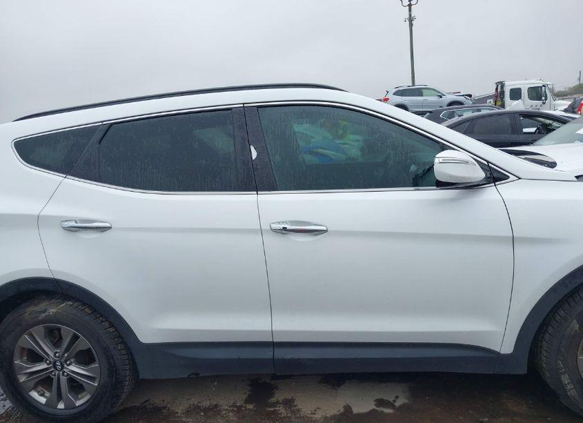 Photo 13 of 2016 Hyundai Santa FE SPORT 2.4L (VIN 5XYZU3LB2GG345769)