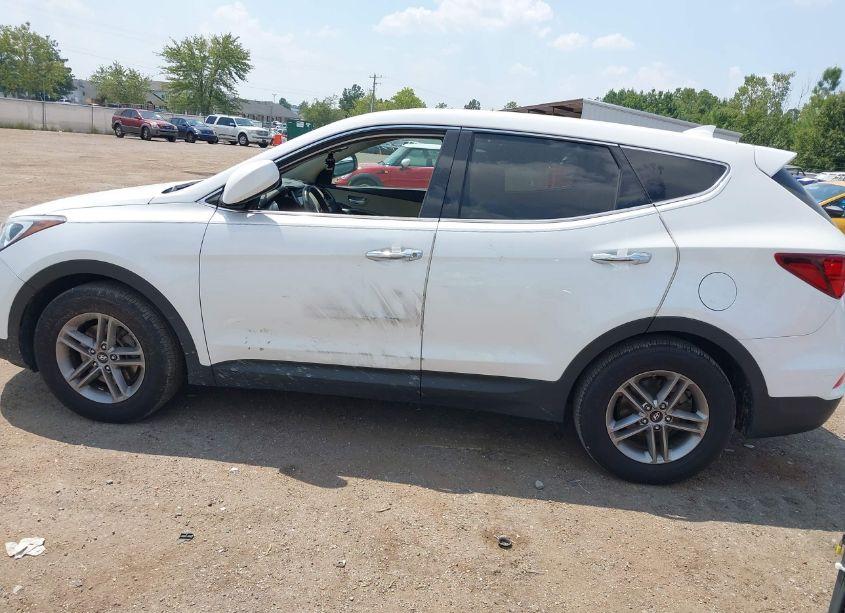 Photo 13 of 2017 Hyundai Santa FE SPORT 2.4L (VIN 5XYZU3LB2HG424697)
