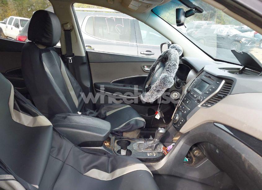 Photo 5 of 2014 Hyundai Santa FE SPORT 2.4L (VIN 5XYZU3LB3EG149661)