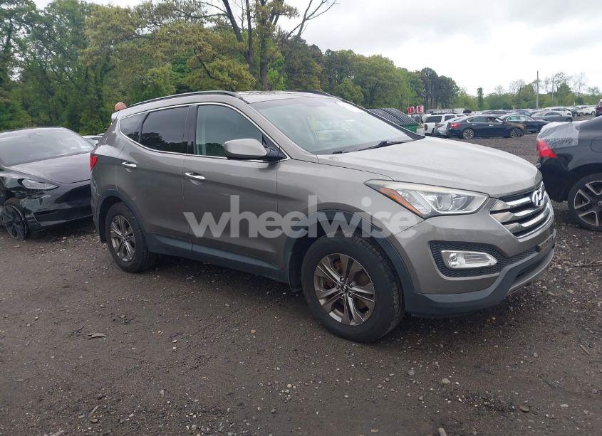 2014 Hyundai Santa FE SPORT 2.4L (VIN 5XYZU3LB3EG199718) main photo