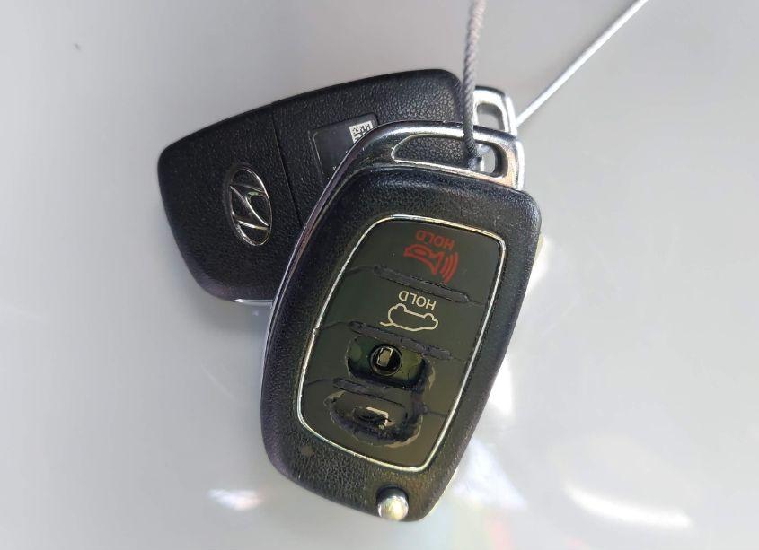 Photo 11 of 2015 Hyundai Santa FE SPORT 2.4L (VIN 5XYZU3LB3FG266416)