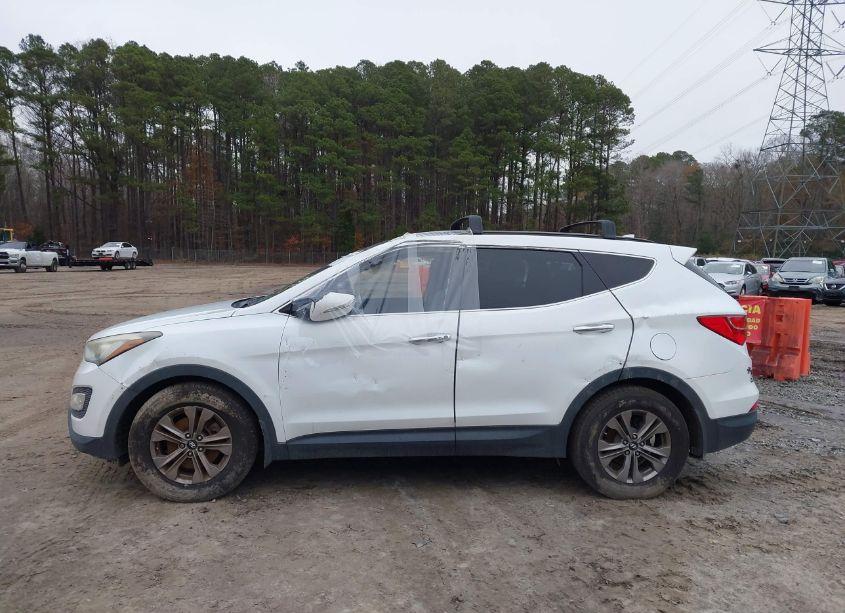 Photo 15 of 2015 Hyundai Santa FE SPORT 2.4L (VIN 5XYZU3LB3FG278792)