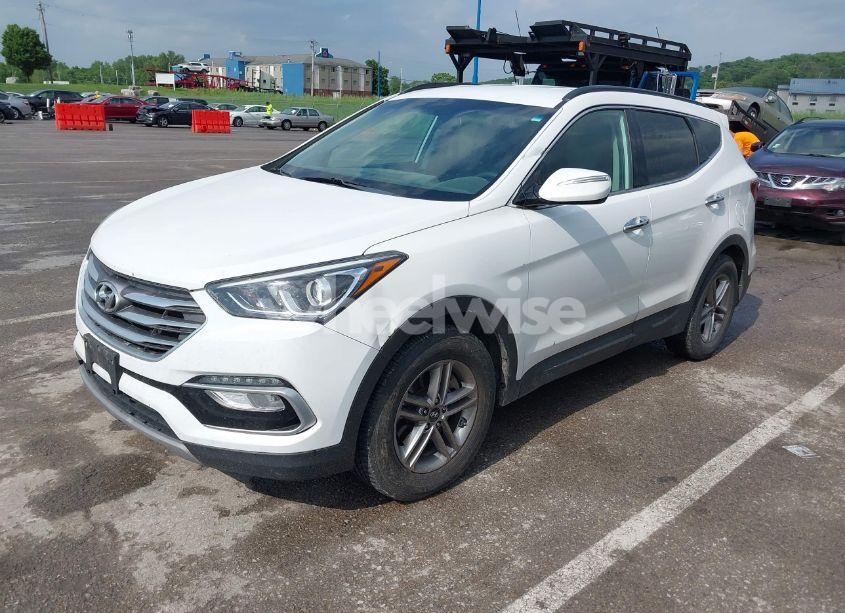 Photo 2 of 2018 Hyundai Santa FE SPORT 2.4L (VIN 5XYZU3LB3JG570130)