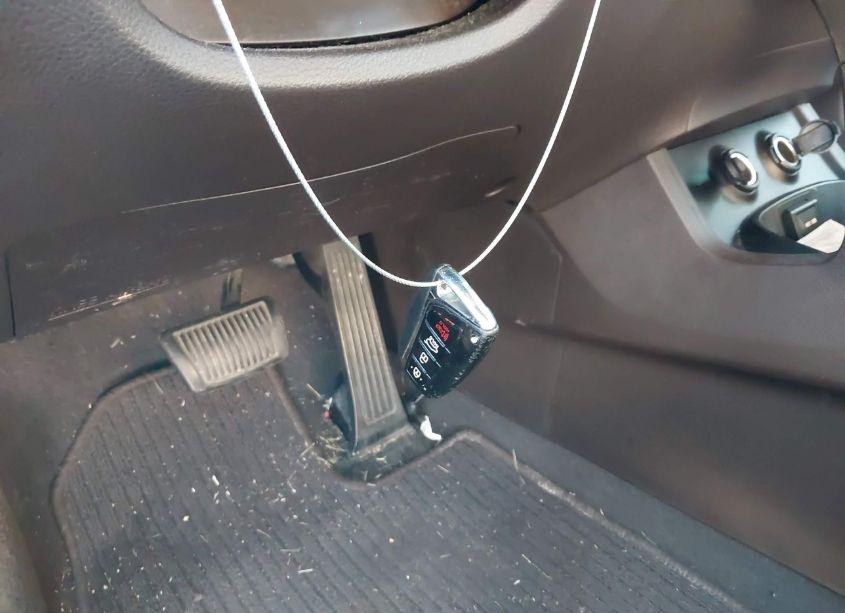 Photo 11 of 2013 Hyundai Santa FE SPORT (VIN 5XYZU3LB4DG013084)