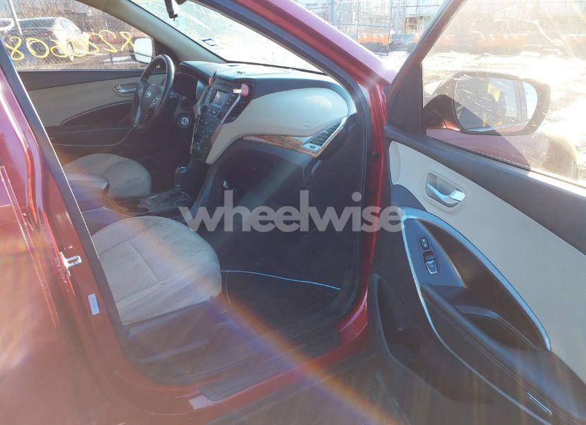 Photo 5 of 2014 Hyundai Santa FE SPORT 2.4L (VIN 5XYZU3LB4EG130374)