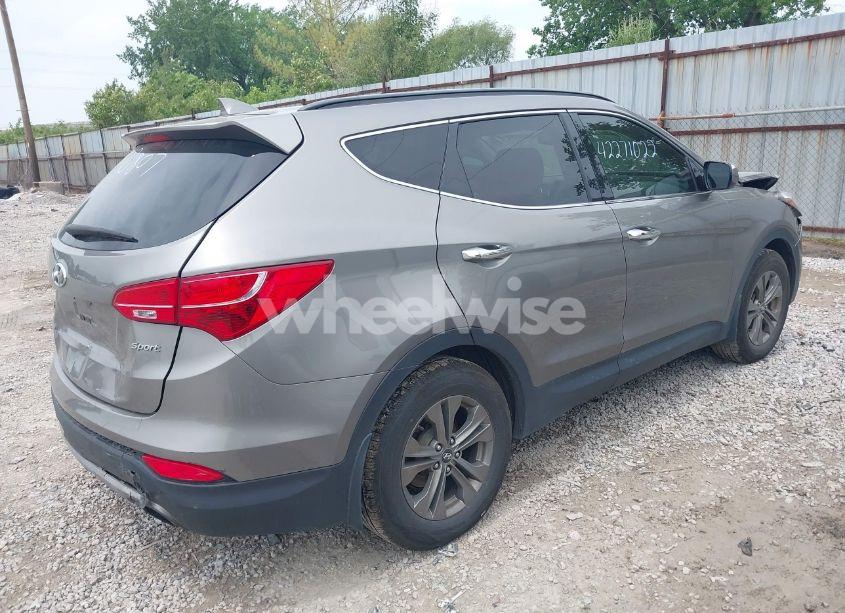 Photo 4 of 2014 Hyundai Santa FE SPORT 2.4L (VIN 5XYZU3LB4EG143870)