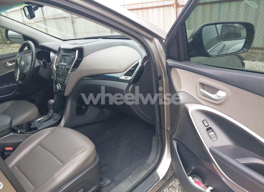 Photo 5 of 2014 Hyundai Santa FE SPORT 2.4L (VIN 5XYZU3LB4EG143870)