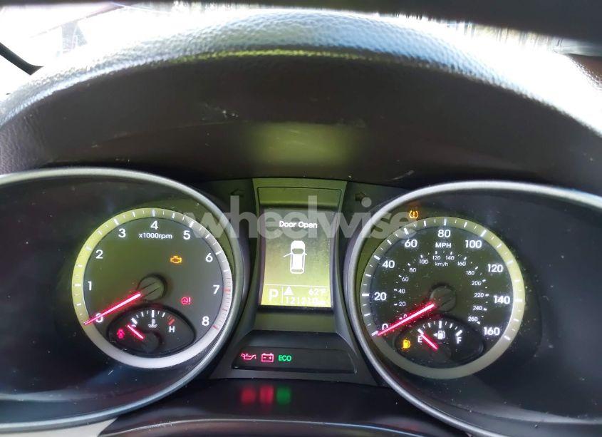 Photo 15 of 2015 Hyundai Santa FE SPORT 2.4L (VIN 5XYZU3LB4FG291048)