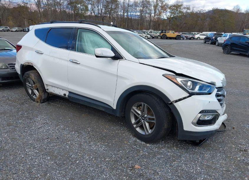 2017 Hyundai Santa FE SPORT 2.4L (VIN 5XYZU3LB4HG402815) main photo