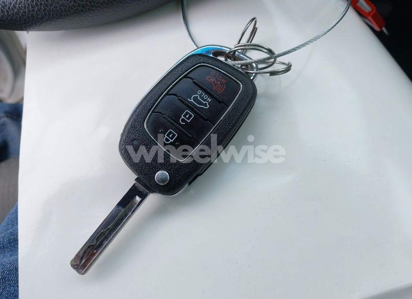 Photo 11 of 2017 Hyundai Santa FE SPORT 2.4L (VIN 5XYZU3LB4HG444370)