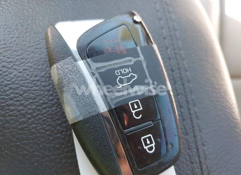 Photo 11 of 2017 Hyundai Santa FE SPORT 2.4L (VIN 5XYZU3LB4HG462240)