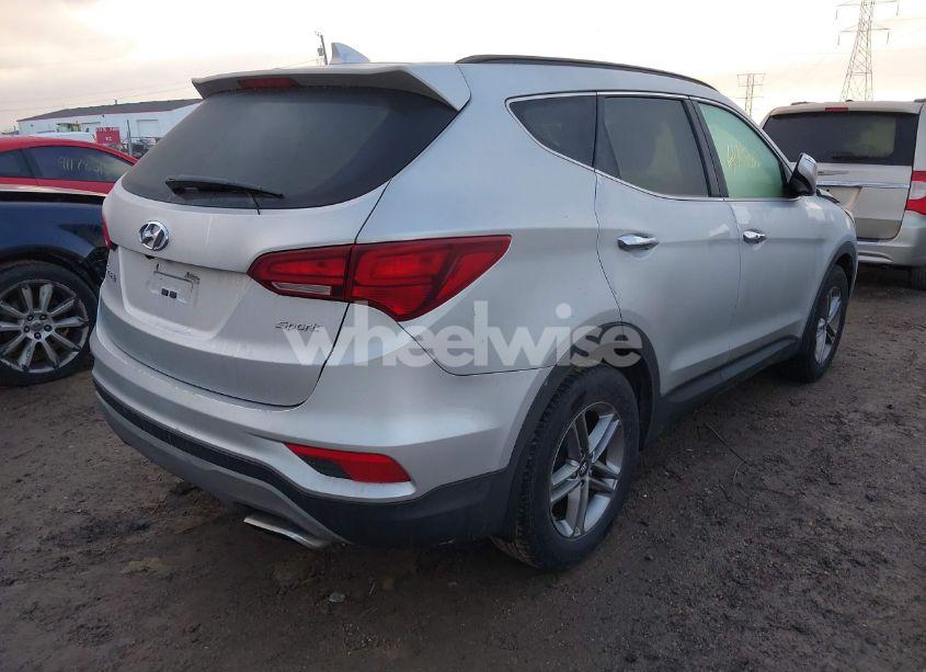 Photo 4 of 2018 Hyundai Santa FE SPORT 2.4L (VIN 5XYZU3LB4JG545981)