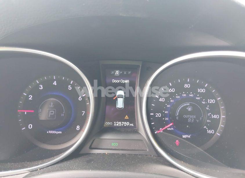 Photo 7 of 2014 Hyundai Santa FE SPORT 2.4L (VIN 5XYZU3LB5EG184685)