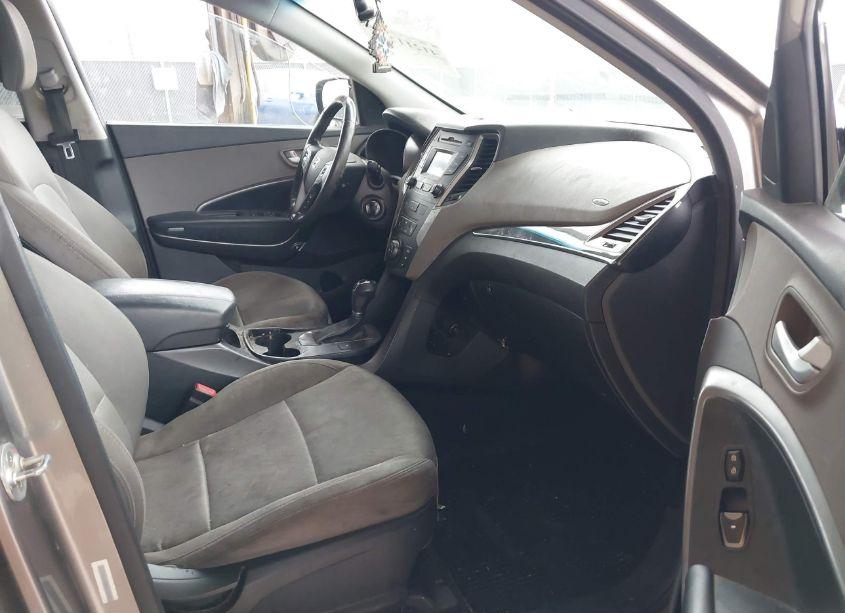 Photo 5 of 2014 Hyundai Santa FE SPORT 2.4L (VIN 5XYZU3LB5EG192558)