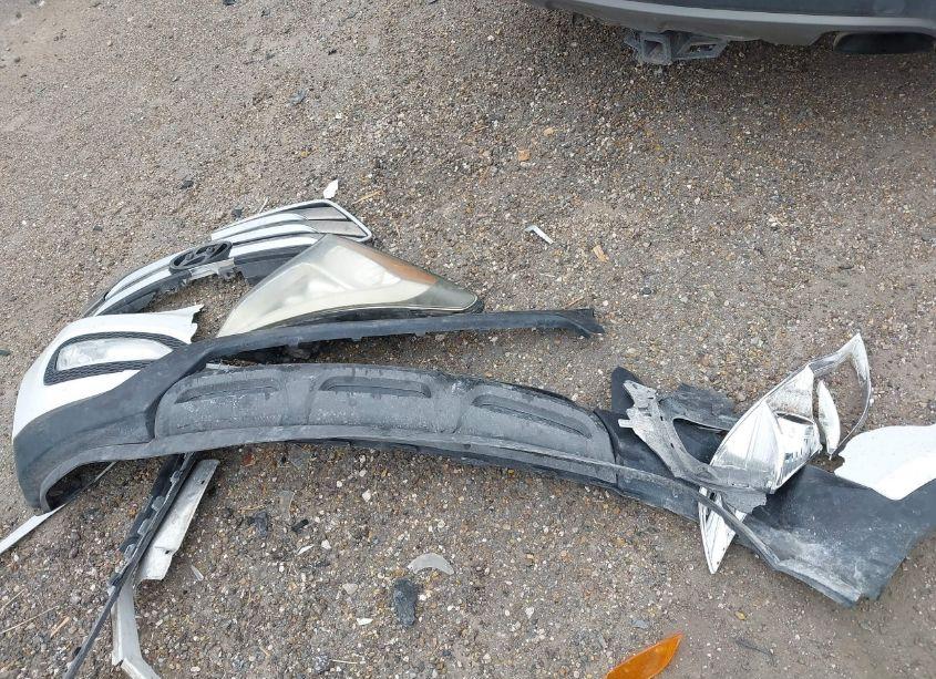 Photo 12 of 2015 Hyundai Santa FE SPORT 2.4L (VIN 5XYZU3LB5FG286036)