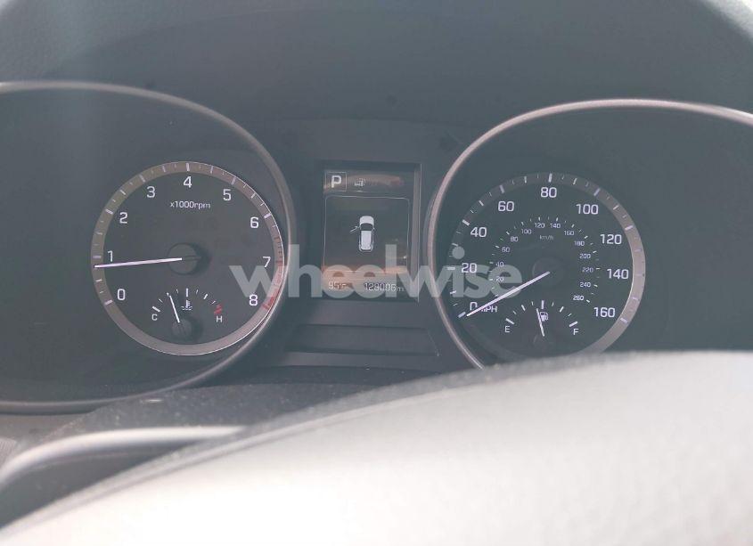 Photo 7 of 2017 Hyundai Santa FE SPORT 2.4L (VIN 5XYZU3LB5HG429313)