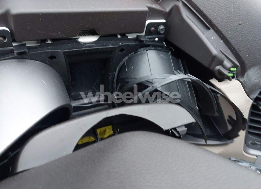 Photo 16 of 2014 Hyundai Santa FE SPORT 2.4L (VIN 5XYZU3LB6EG135821)