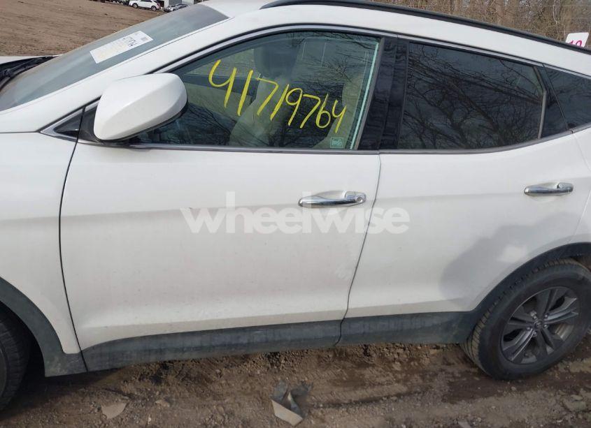 Photo 14 of 2014 Hyundai Santa FE SPORT 2.4L (VIN 5XYZU3LB6EG223106)